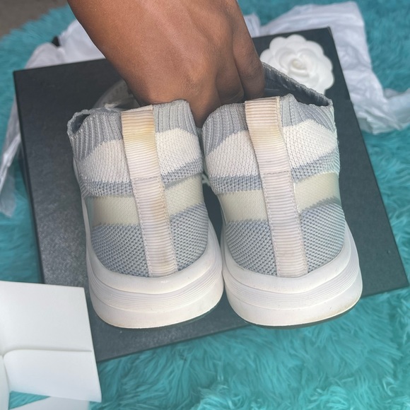 Chanel sneakers - Picture 4 of 8